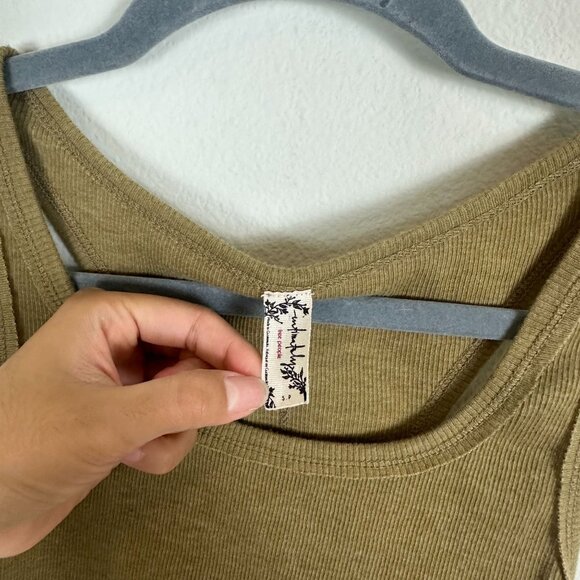 Intimately Free People Green Cropped Tank S Racerback Round Neck Summer Casual - Picture 3 of 7